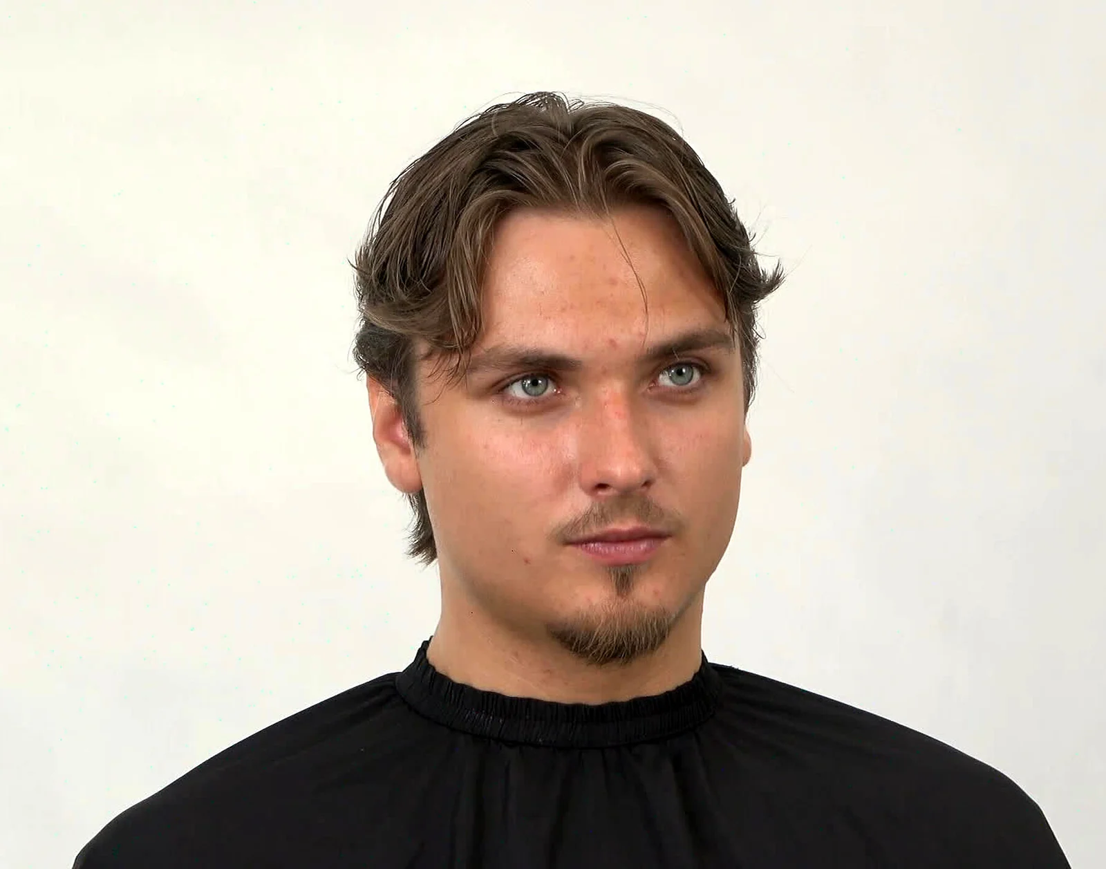 Luźny middle part z teksturą